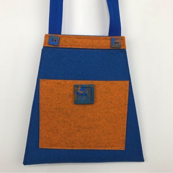 BeVel Designs Handcrafted Blue Geometric Artisan Bag - Picture 4 of 12